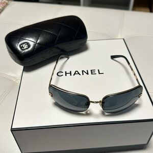 CHANEL Gold-Tone Frame Sunglasses with Black Lenses